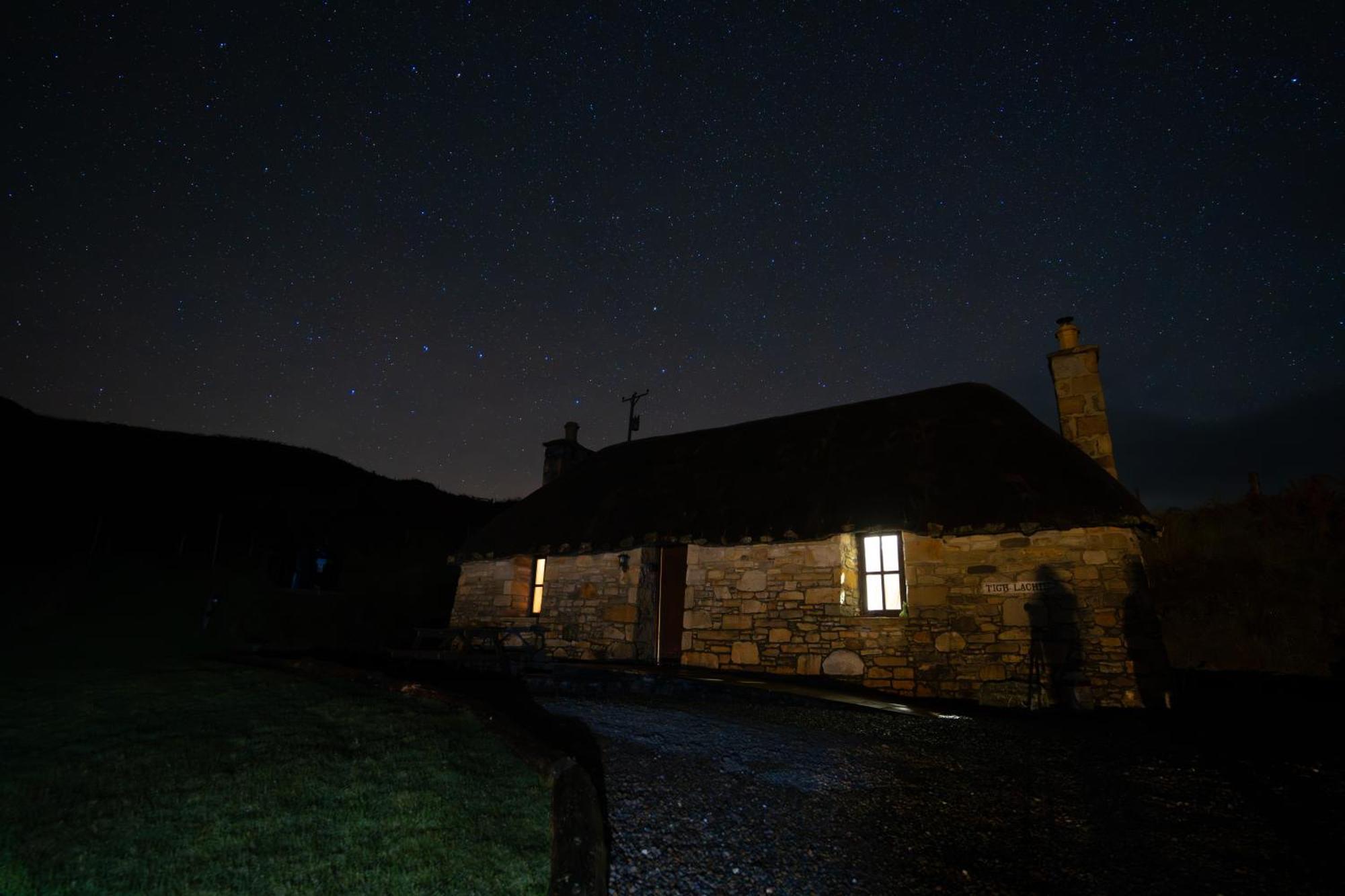 Tigh Lachie, Mary'S Thatched Cottages, Elgol, Isle Of Skye Esterno foto